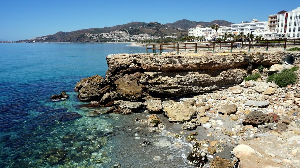 Apartamentos StarNerja en Stella Maris Exteriör bild