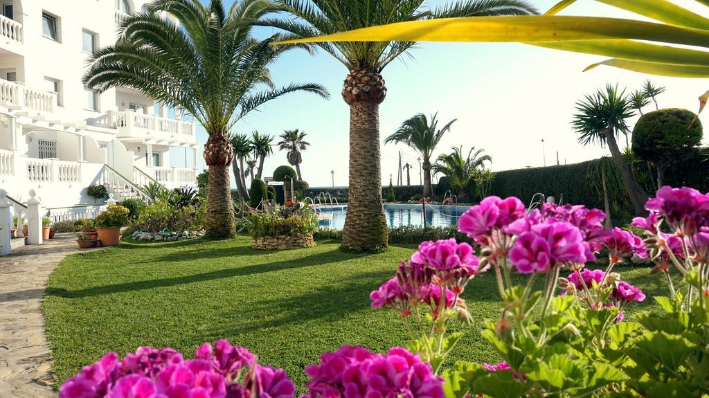 Apartamentos StarNerja en Stella Maris Rum bild